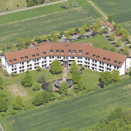 Tagungs- und Bildungszentrum Steinbach/Taunus Steinbach im Taunus Exterior foto