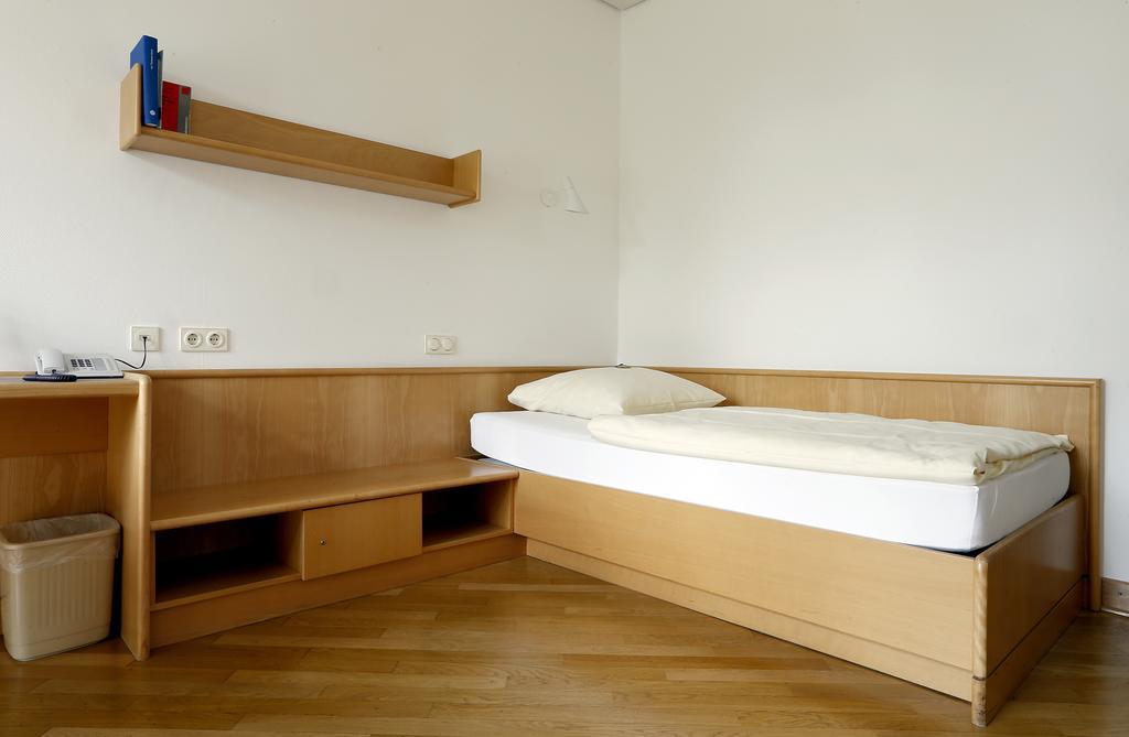 Tagungs- und Bildungszentrum Steinbach/Taunus Steinbach im Taunus Zimmer foto
