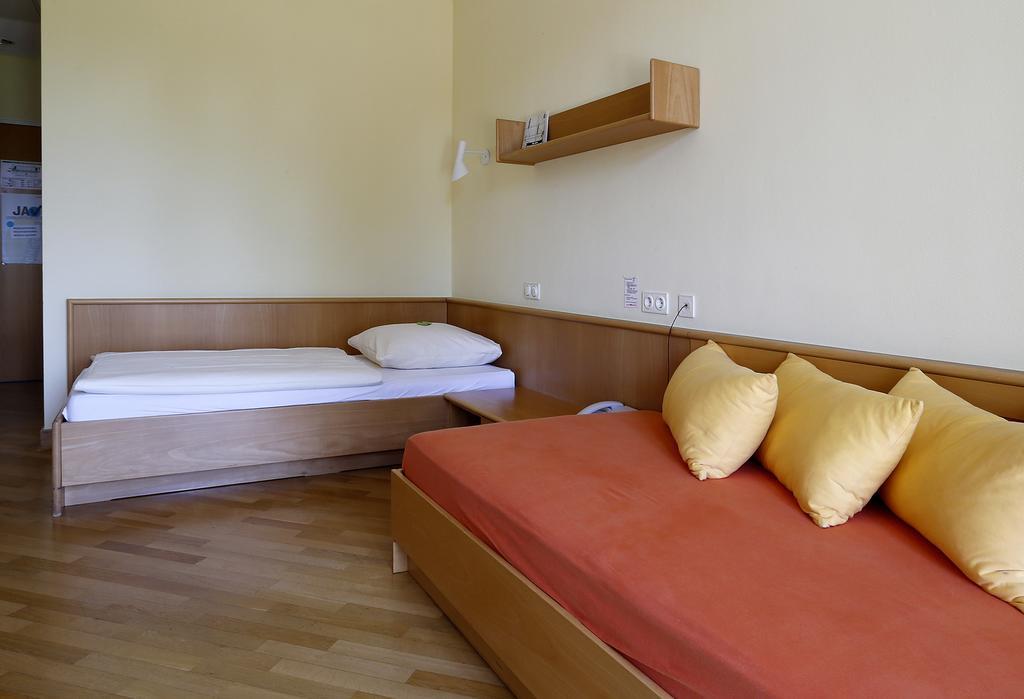 Tagungs- und Bildungszentrum Steinbach/Taunus Steinbach im Taunus Zimmer foto