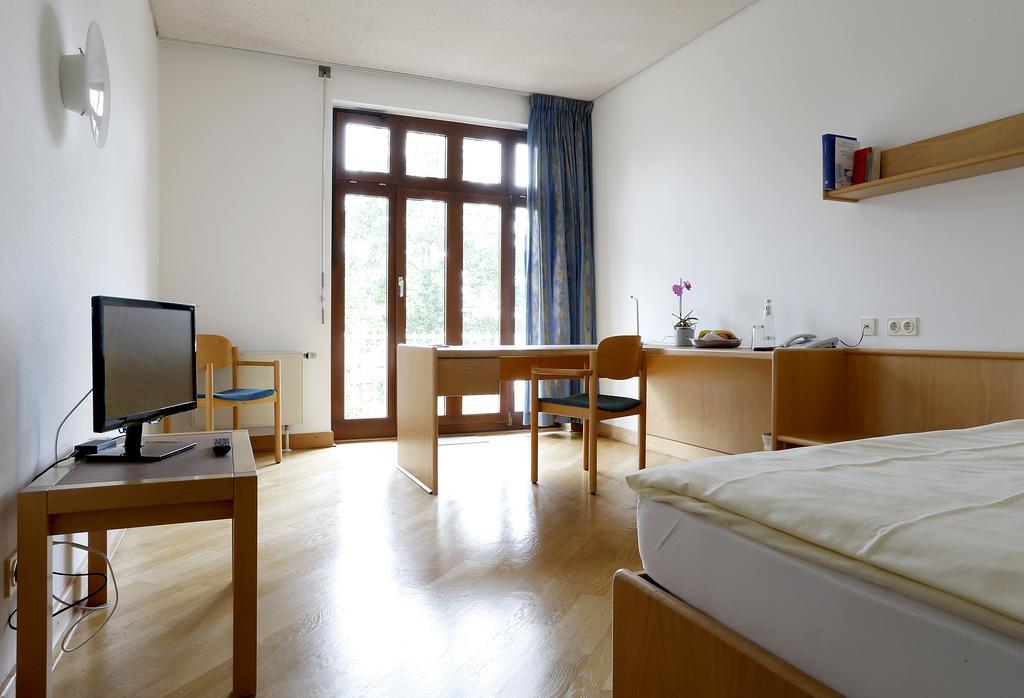 Tagungs- und Bildungszentrum Steinbach/Taunus Steinbach im Taunus Zimmer foto